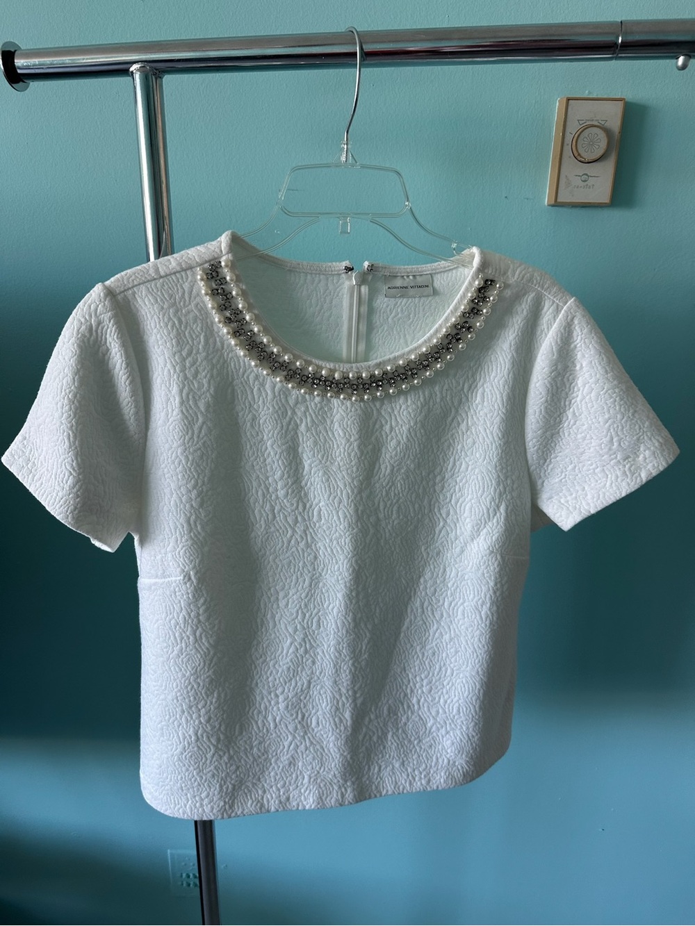 Adrienne Vittadini White Short-Sleeve Jewel Neck Textured Top